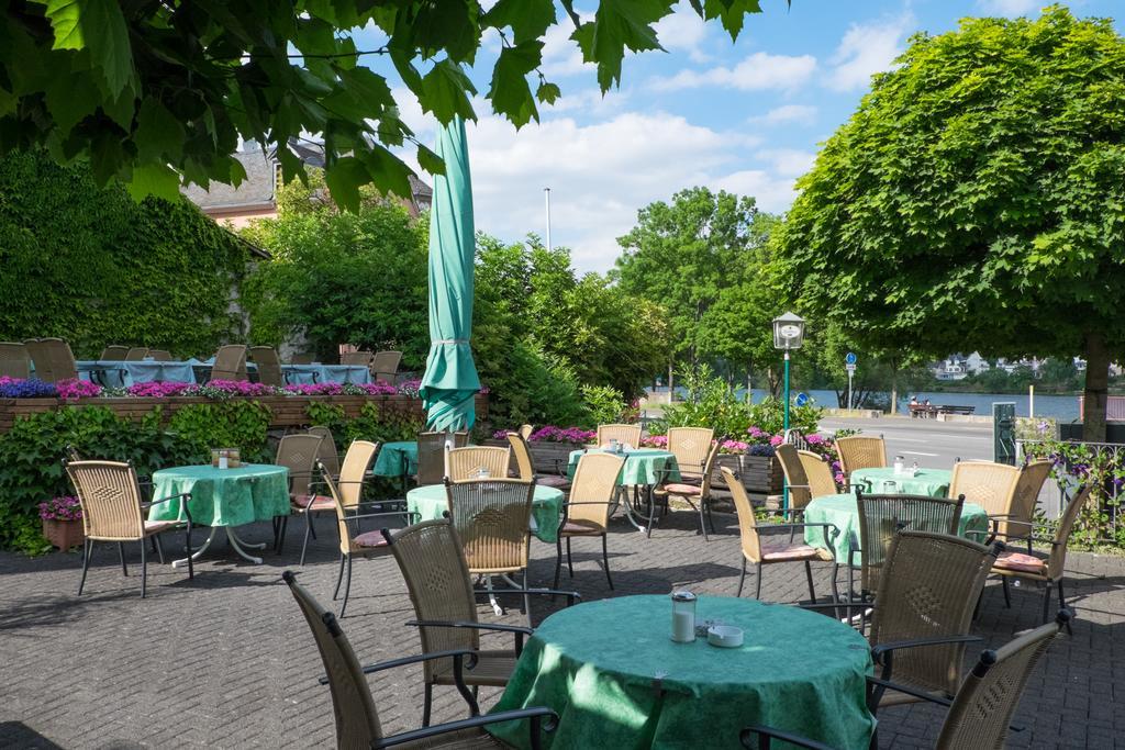 Panorama-Café MOSELGARTEN Alf Exterior foto